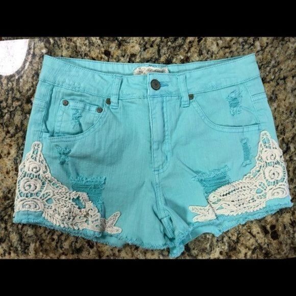 Adorable Altard State Lace Trim Shorts 27/5 - Picture 1 of 3